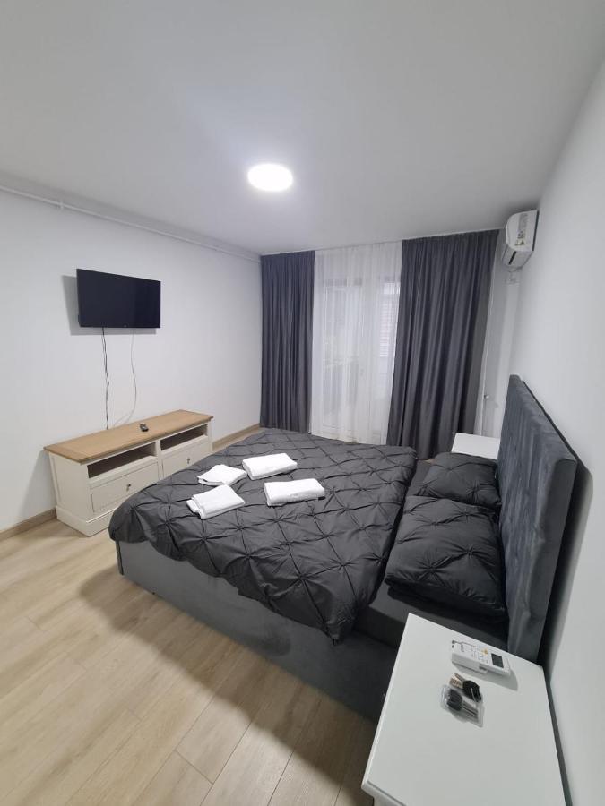 Garsoniera Lux Lorena&Kevin Piteşti Kültér fotó