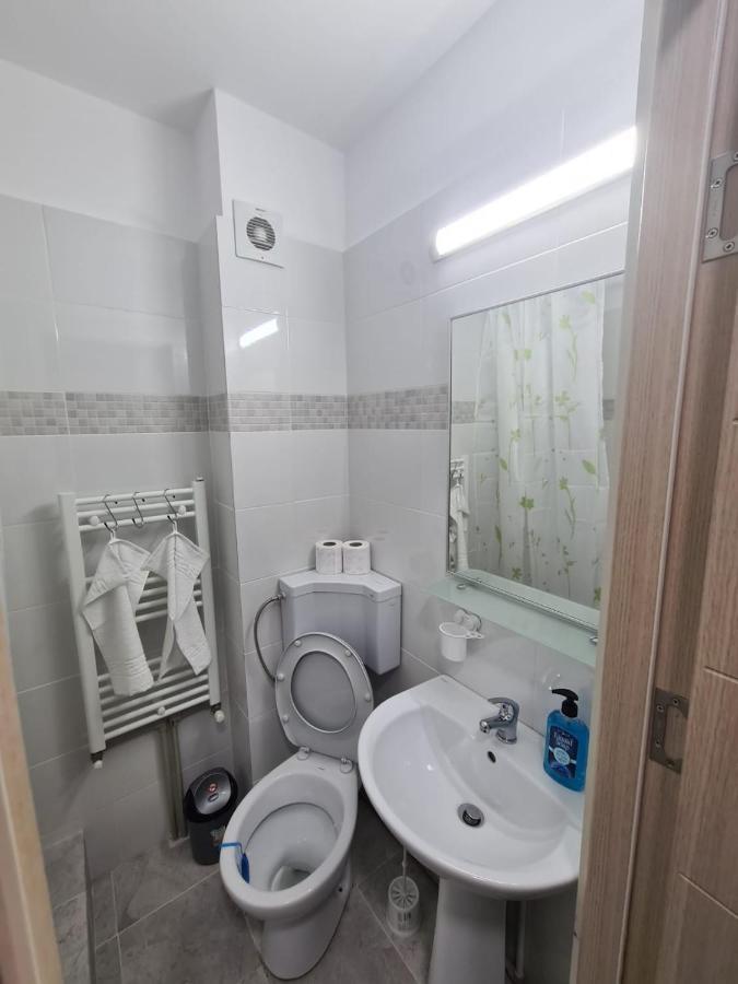Garsoniera Lux Lorena&Kevin Piteşti Kültér fotó